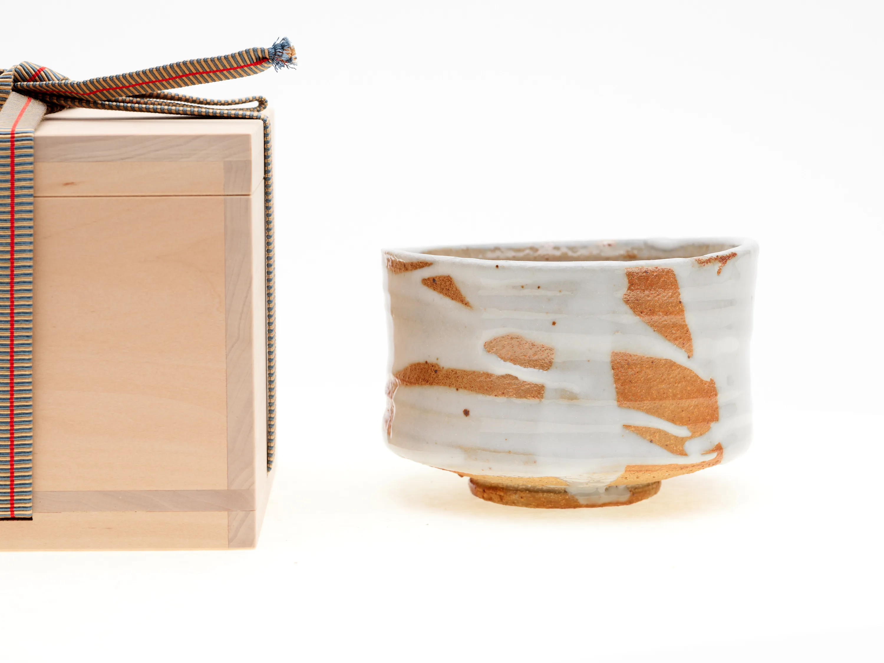 Shino Chawan with Box