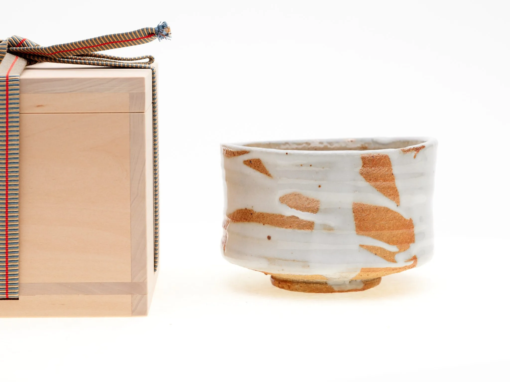 Shino Chawan with Box